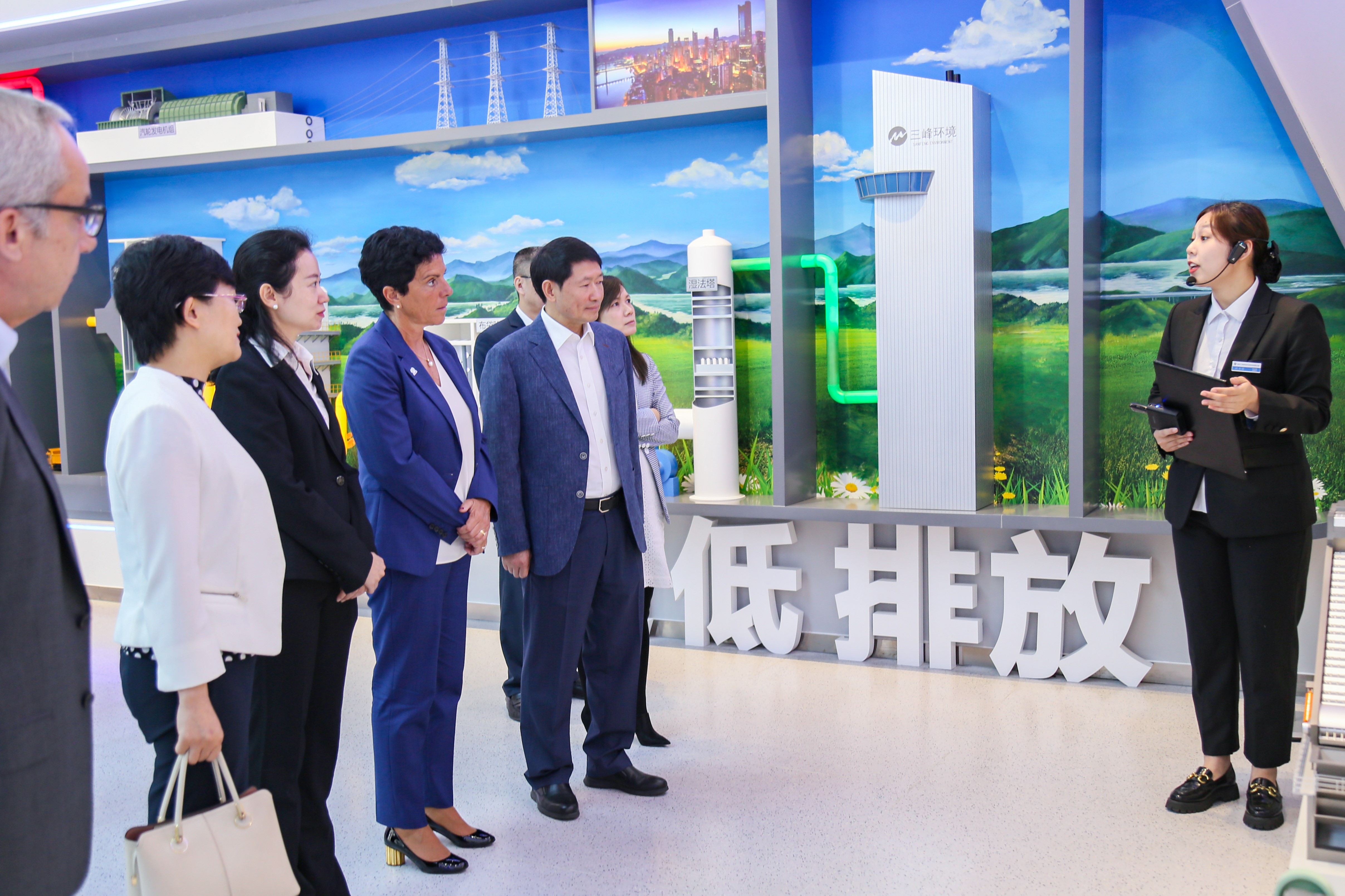 IMG_9192.jpg IMG_9192.jpg